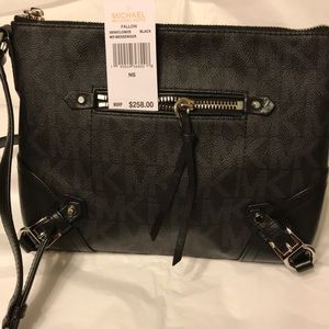 Michael Kors Fallon Medium Messenger